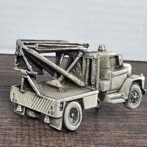 Bergamot Brass Works 1981 Tow Truck belt Buckle